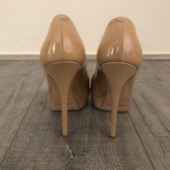 Nude Jimmy Choo Pumps - Picture 4 of 5